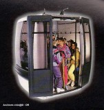 Pub cabine 16 places Poma.jpg