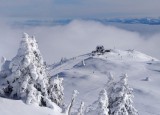 [Crozet-Lelex] Vue panoramique sur le Lman, avec nouveau TSCD6-10 Bergers et ancien TSF4 Bergers (hors service)